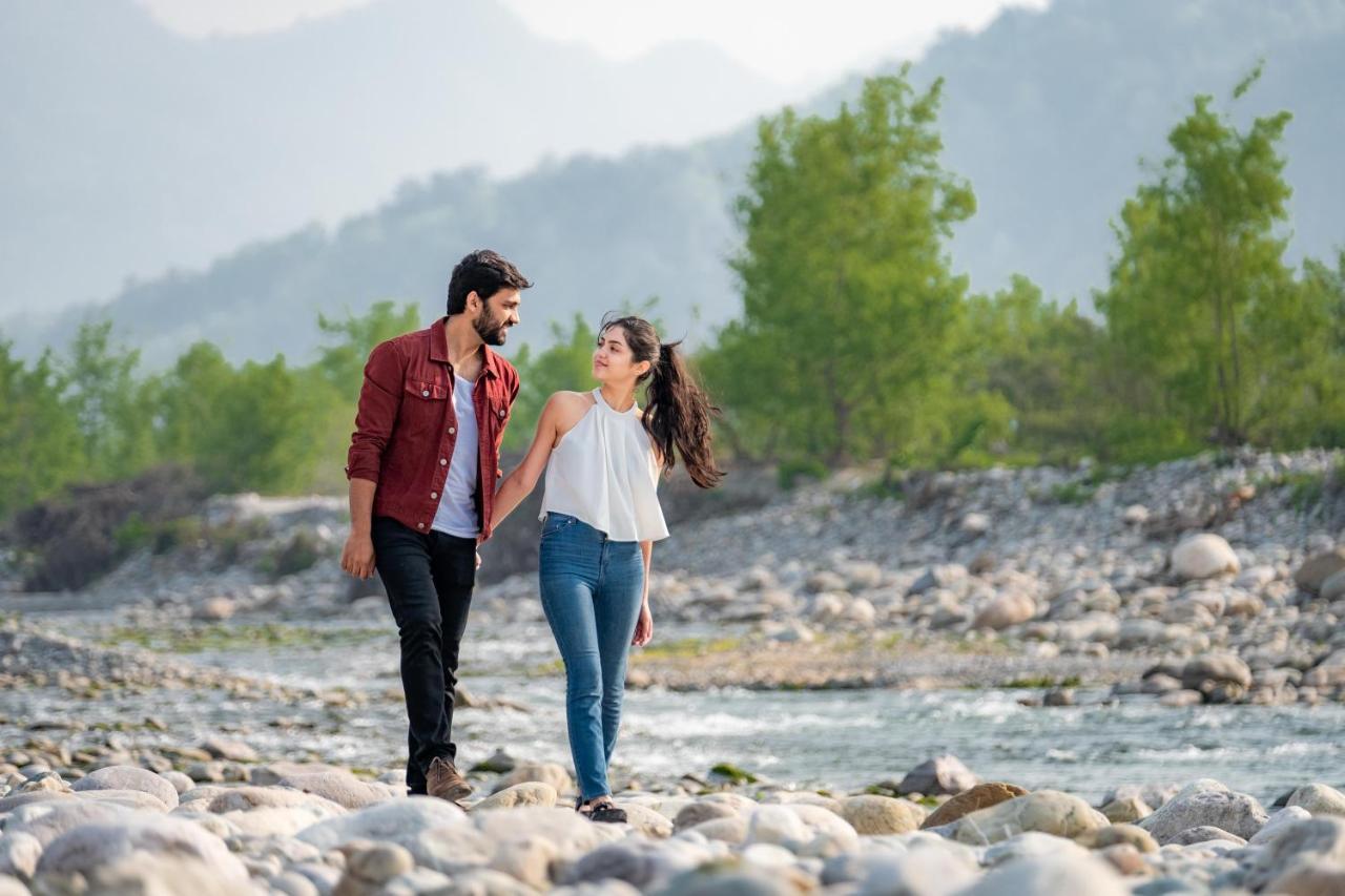 Country Inn Tarika Riverside Resort Jim Corbett Garjia Екстер'єр фото