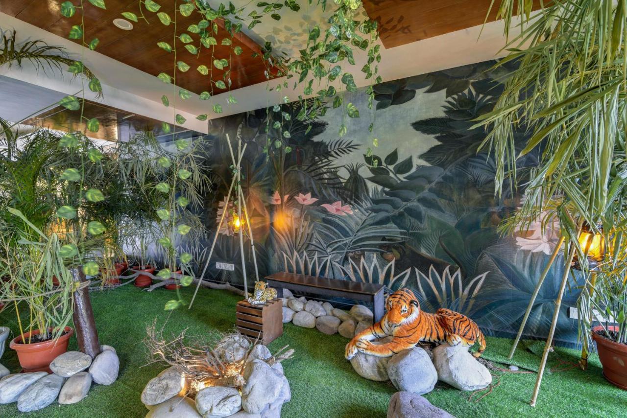 Country Inn Tarika Riverside Resort Jim Corbett Garjia Екстер'єр фото