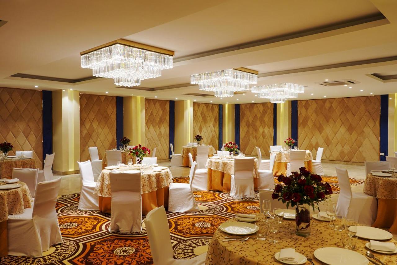 Country Inn Tarika Riverside Resort Jim Corbett Garjia Екстер'єр фото