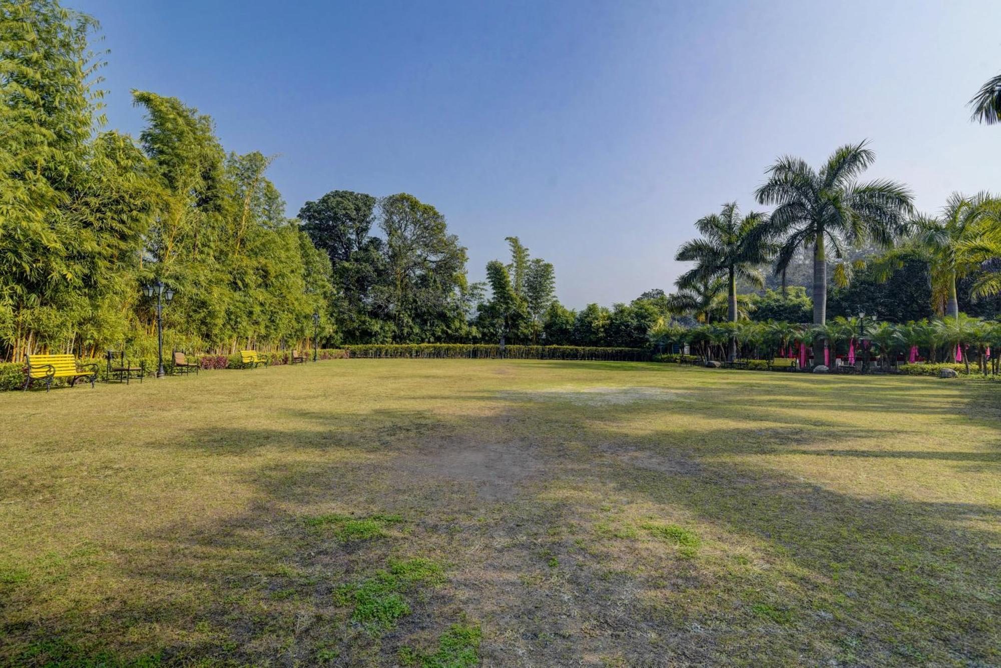 Country Inn Tarika Riverside Resort Jim Corbett Garjia Екстер'єр фото